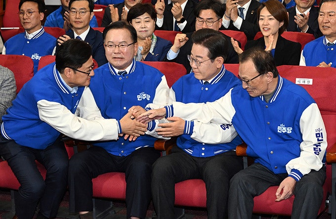 국힘 '개헌저지선' 100석 위태로워졌다 [<b>출구조사</b>]