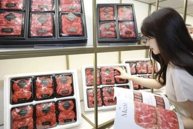 유통업계, 추석 <b>선물세트</b> 예약판매…‘온라인 최저가’ 기획전