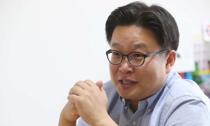 ‘한국알림이’ <b>서경덕 교수</b>, 살해협박 받았다…“한밤중 집에 <b>경찰</b> 와 신변확...