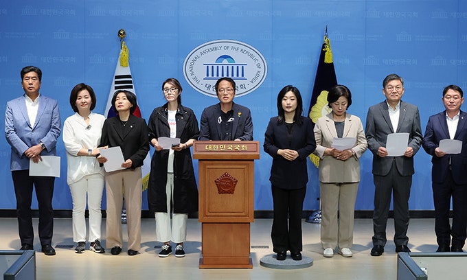 <b>민주</b> “尹-韓 <b>만찬</b>, ‘빈손’ 되면 안 돼… <b>의료대란</b> 실마리 마련해야”