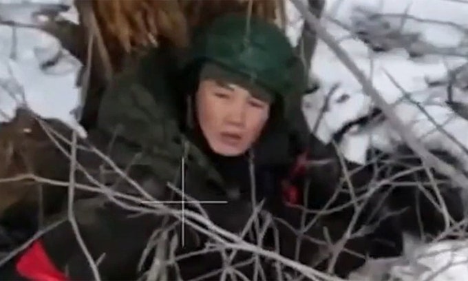 <b>우크라</b> "파병 <b>북한군</b>, 보급선 끊겨 식수마저 부족"