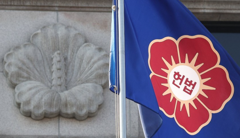尹<b>탄핵심판</b> 오늘 <b>변론</b> 첫 재판…본격 절차 시작