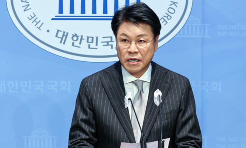[속보] <b>장제원</b> 전 의원, 어젯밤 숨진 채 발견