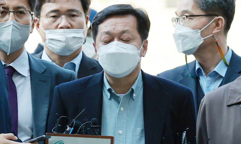 <b>정진상</b>, ‘<b>대장동</b> 개발 비리’ 재판 <b>증언 거부</b>