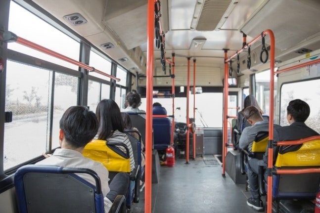 <b>서울</b> ‘<b>마을버스 운행</b>중단 대란’ 일단 피했다…우선 시장 면담 요청