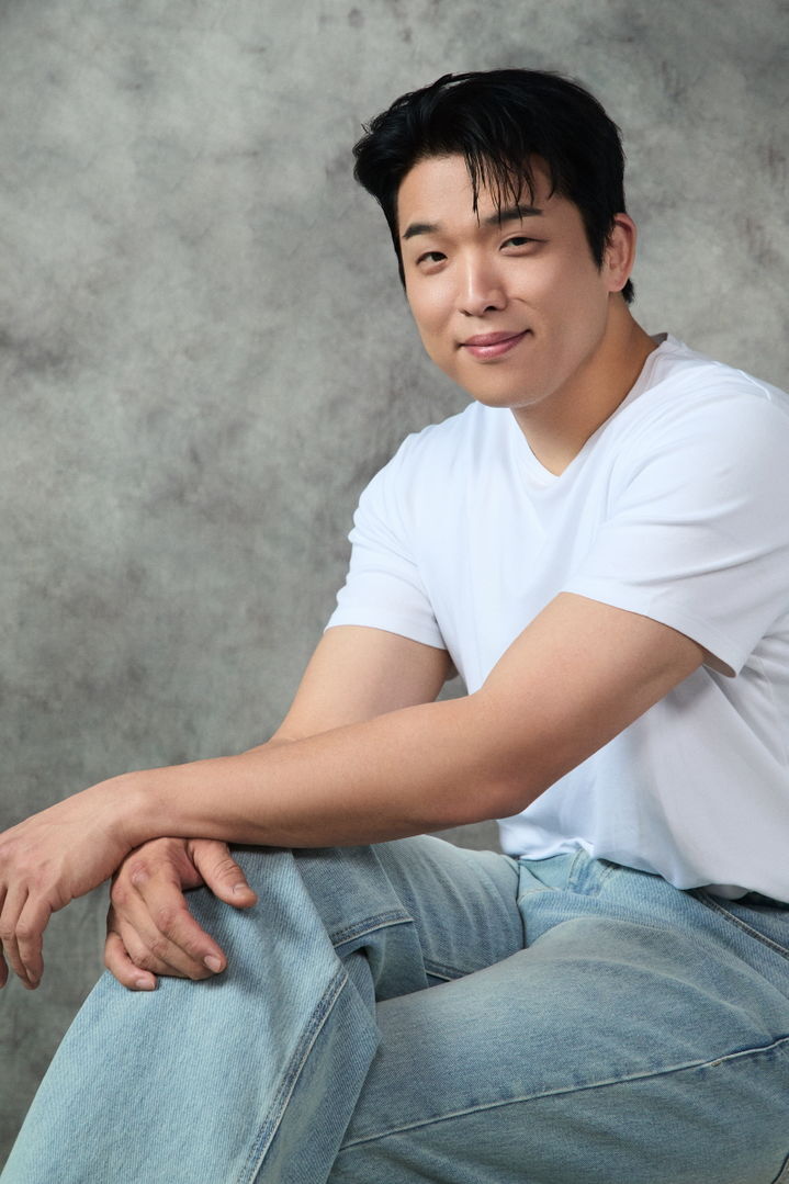 '모수' <b>안성재</b> 셰프, 연예활동 본격화?…<b>시선</b> <b>매니지먼트</b>와 전속 계약 ...