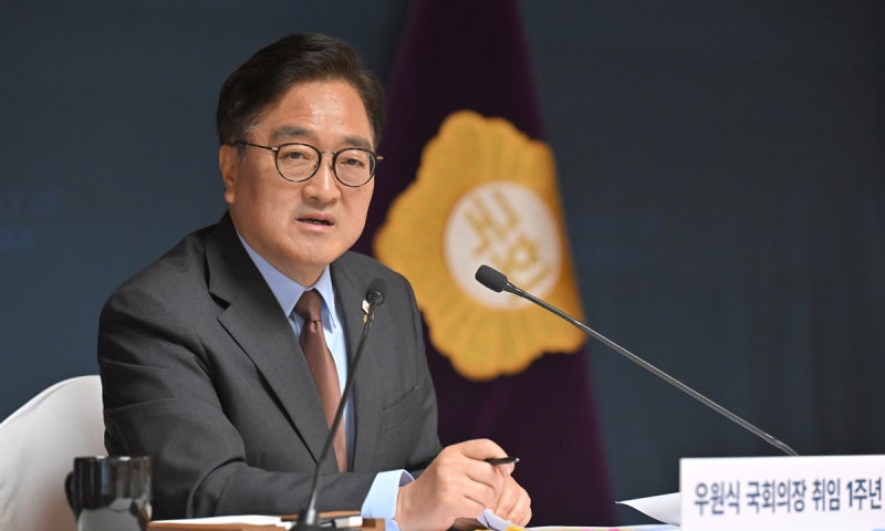 우원식 <b>국회</b>의장 “개헌 중요하지만 국정 더 안정돼야”