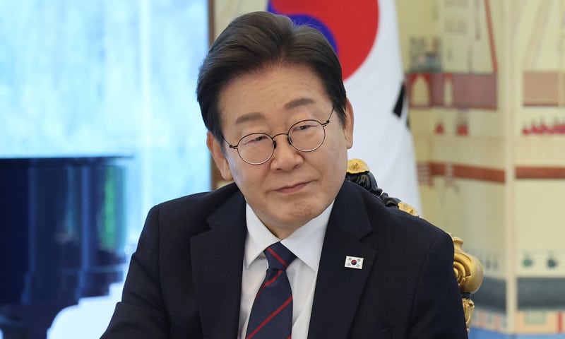 李<b>대통령</b>, 국내 현안·중동 정세로 <b>나토 불참</b>키로