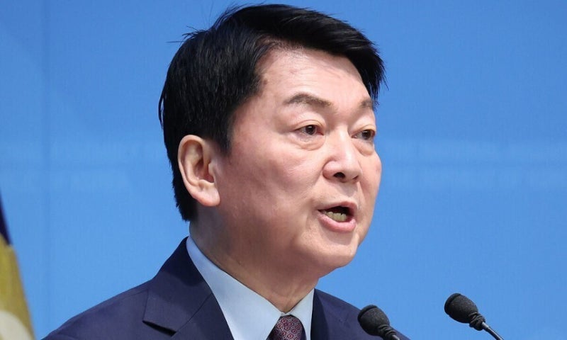 안철수, ‘<b>유임</b>’ <b>송미령</b> 농림<b>장관</b> 향해 “계엄 무대응 부끄럽지 않나”