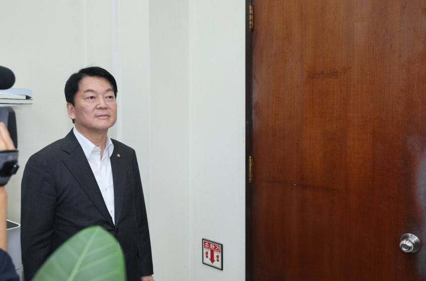 [정보/소식] [속보] 안철수 "메스 아니라 칼 들겠다… 혁신위원장 사퇴, 당 대표에 도전” | 인스티즈