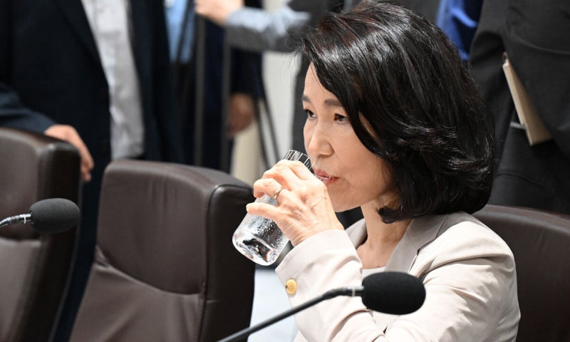 李<b>대통령</b> “비공개회의 내용, 정치 활용 말라”…<b>이진숙</b>에 <b>경고</b>