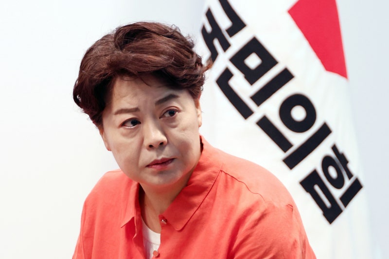 국힘 <b>윤희숙</b> “송언석·나경원·윤상현·장동혁 거취 밝혀라”