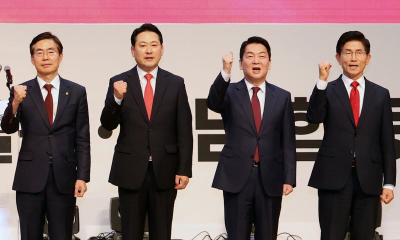 국힘 전대 부산<b>연설회</b>서도 ‘배신자 피켓’