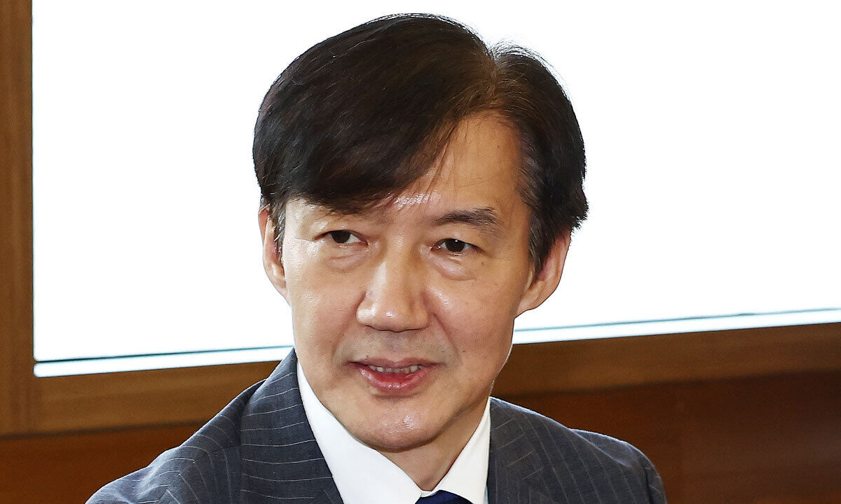 조국, 당내 성비위 사건에 “피해자들께 깊은 위로…온전한 회복 노력”