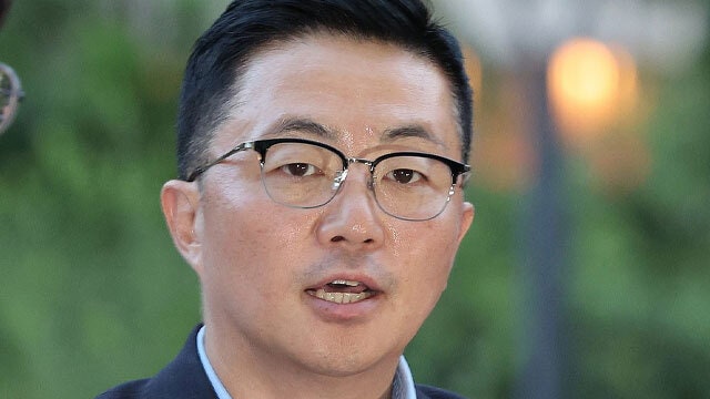 ‘집사’ <b>김예성</b> 측, 첫 재판서 “특검법 수사대상 벗어난 <b>별건 기소</b>”...