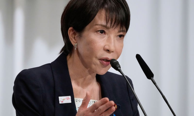 <b>자민당 총재 선거</b> 고전 다카이치 ‘우익본색’