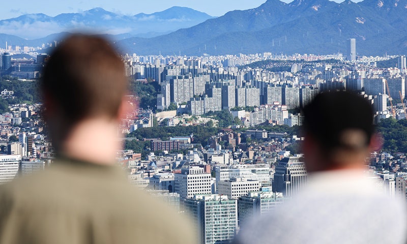 <b>부동산</b> 과열 막기 위해 ‘<b>패키지</b> 후속<b>대책</b>’ 검토…공시가 현실화율↑...