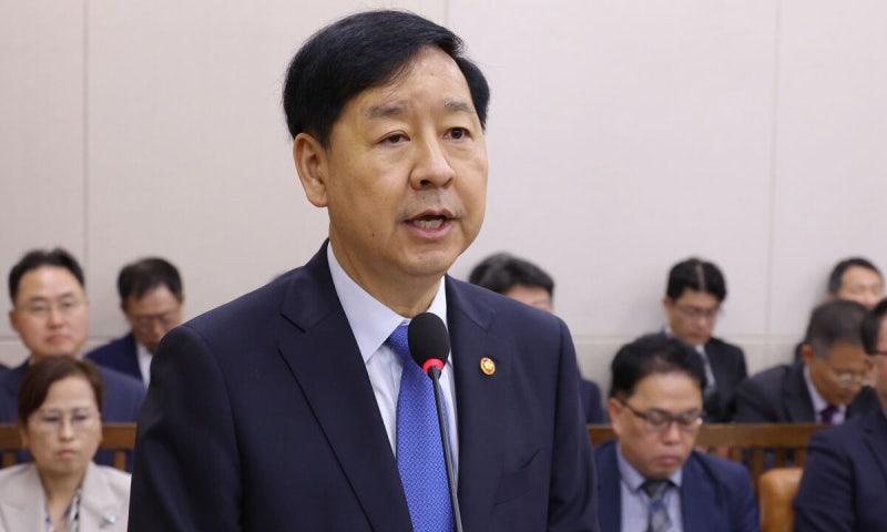 <b>구윤철</b> “부동산 수요·공급 균형 있게 관리…관세협상 후속 조치 마련...