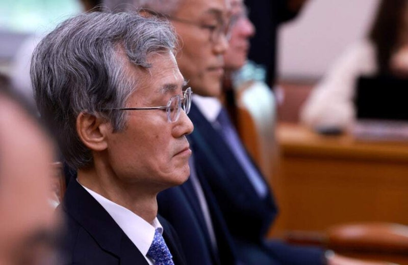 <b>조희대</b> “‘李 선고’ 불신 안타까워…판결 전 사적 만남·대화 없었다...