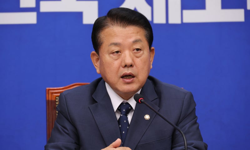 與, '<b>재외국민</b> 안전대책단' <b>캄보디아</b> 급파…“정부 대응 적극 지원”
