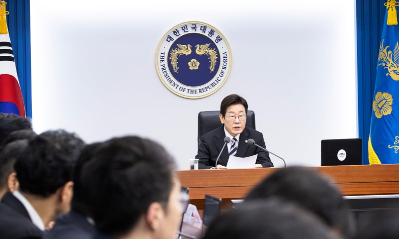李대통령 “<b>사정기관</b>이 사건 조작, 엄정 <b>단죄</b>” 질타