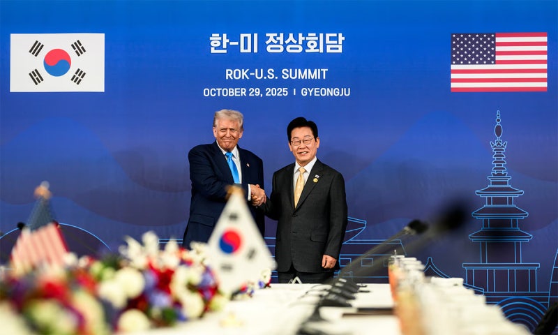 <b>대통령</b>실 "원잠 선체 韓서 건조… 李·트럼프 논의한 내용"