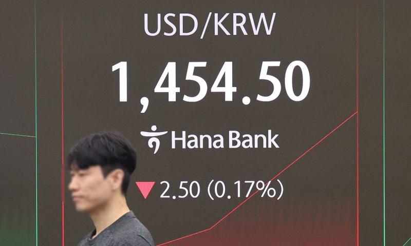 <b>환율</b>, 열흘째 1450원 상회…국민연금 환헤지에 주목