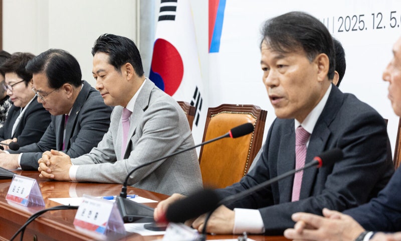 ‘원조 친윤’ <b>윤한홍</b> “계엄 사과하고 尹 <b>절연</b>해야” 작심 비판