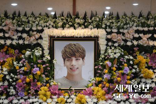 <b>샤이니 종현</b>, 오늘(18일) 8주기…여전한 <b>그리움</b>