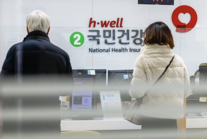 월급 15억 이상 받는 슈퍼리치들, 건보료 460만원까지 낼 듯