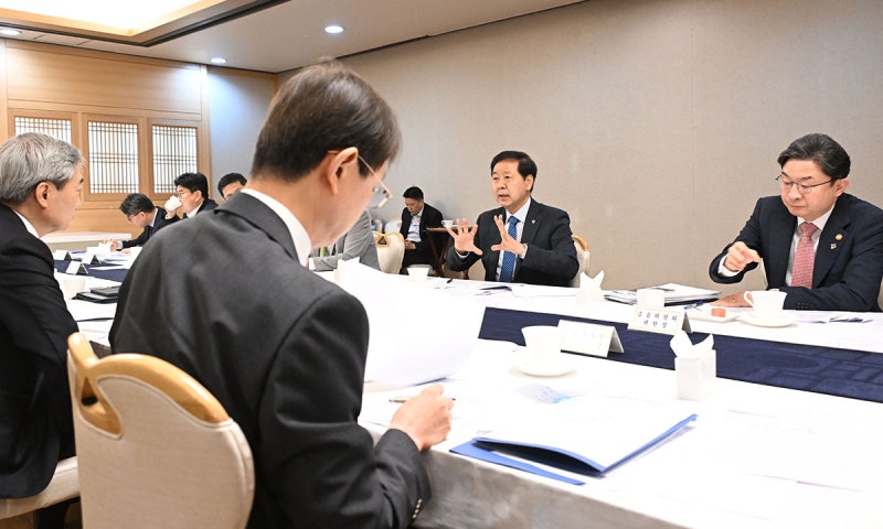 <b>구윤철</b> “과도한 쏠림 즉시 대응”…외환시장 변동성 확대 경계