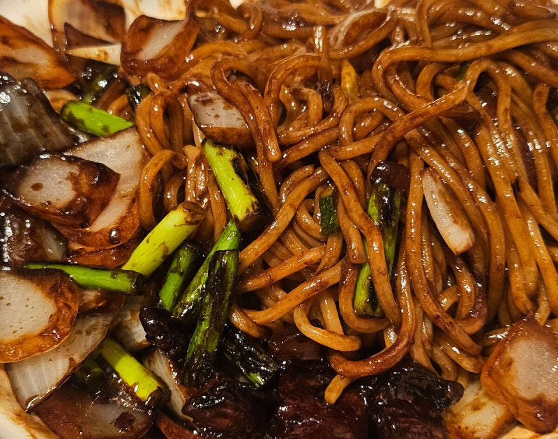 “‘오독오독’ 식감 좋다”…파스타, 짜장면에 ‘마늘종’ 넣었더니 [FOOD+]