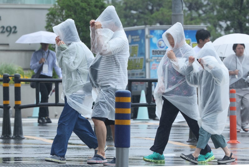 주말 나들이 취소해야 하나…‘지각 장마’ 본격 확대 [주말날씨]
