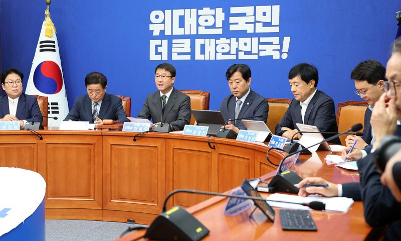 민주당 전대룰 시작부터 논란…선호투표제에 “무효” “추가 논의”
