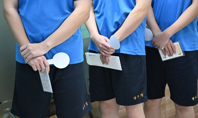 먹고살기 팍팍한 청년 군대 면제와 복지 혜택 한 번에 해결하는 방법