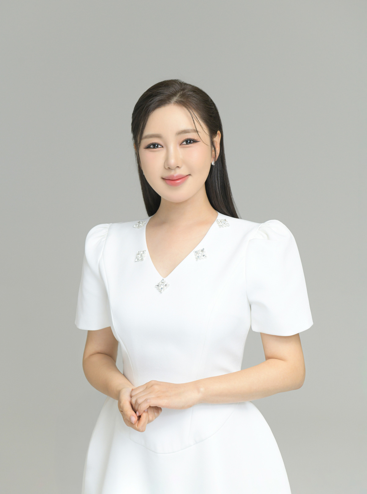 송가인, ‘<b>제철리 마을회관</b>’서 부회장 맡아 시골 힐링 예능 이끈다