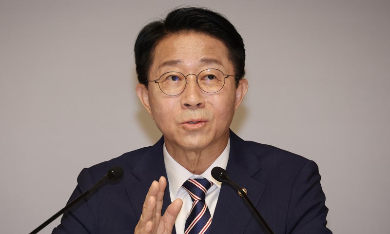 조정식 <b>국회의장</b> “현 대통령 연임, 국민 선택”… 개헌론 점화