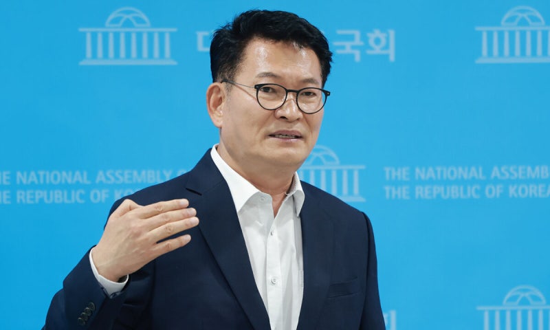 <b>송영길</b> “당 대표 되면 <b>조희대</b> 대법원장 <b>탄핵</b> 추진”