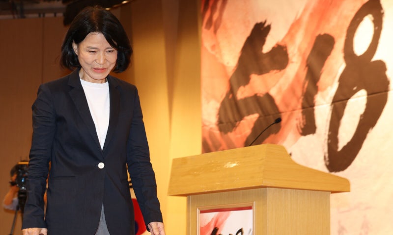 <b>이진숙</b>, ‘전두환 찬양단체’와 국회서 <b>토론회</b>…與 “제명안 제출할 것...