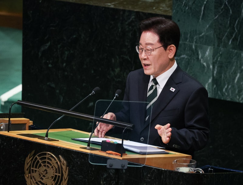 李 “위기 깊을수록 <b>유엔</b>의 기본정신으로 돌아가야”
