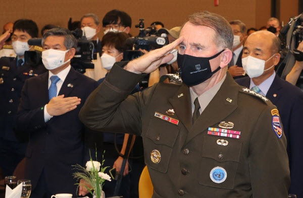 <b>주한미군사령관 작심 발언</b> "사격장 폐쇄, 준비태세에 큰 영향"