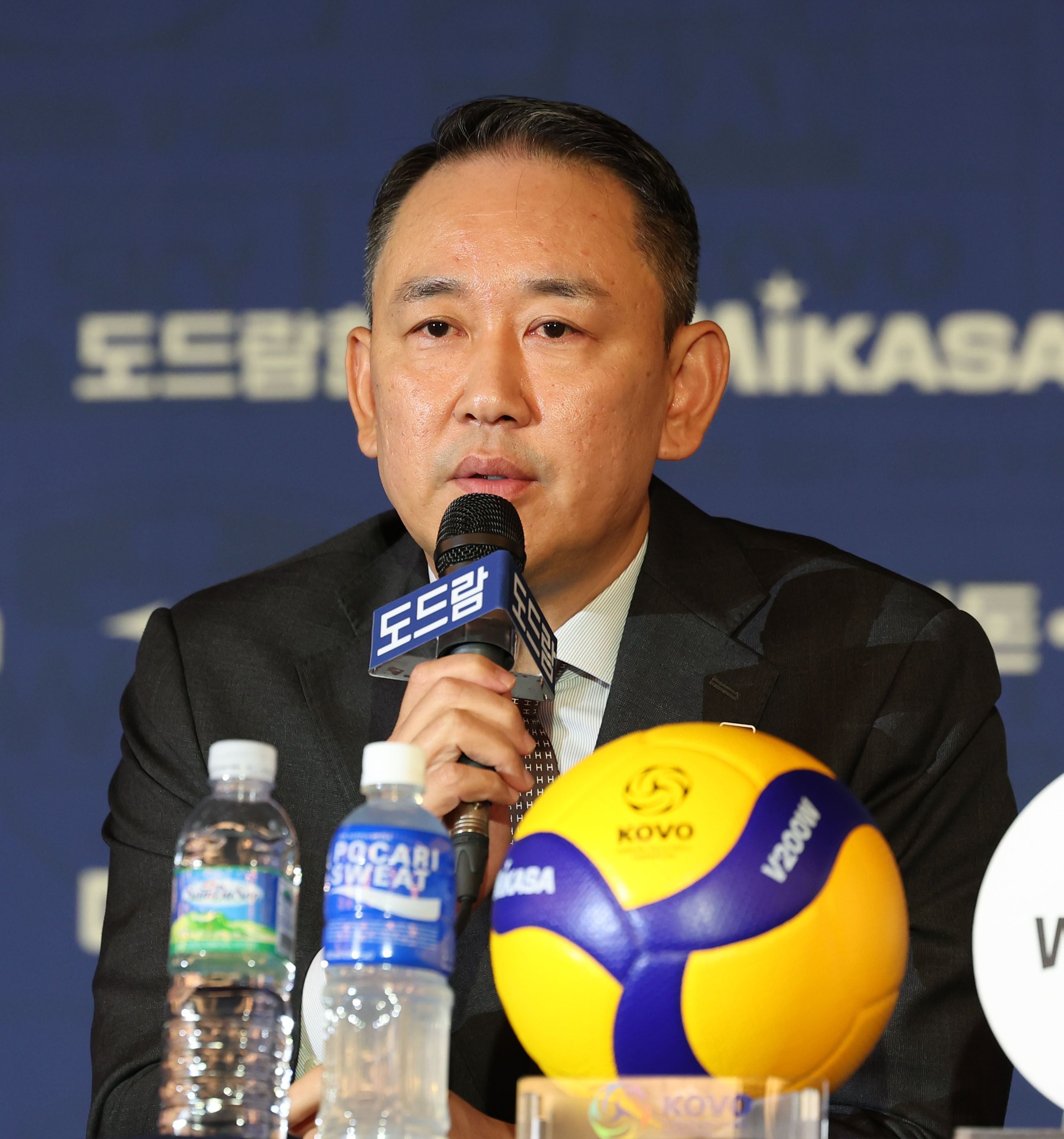 男배구 <b>최태웅</b> <b>현대캐피탈</b> <b>감독</b>, 9시즌 만에 경질