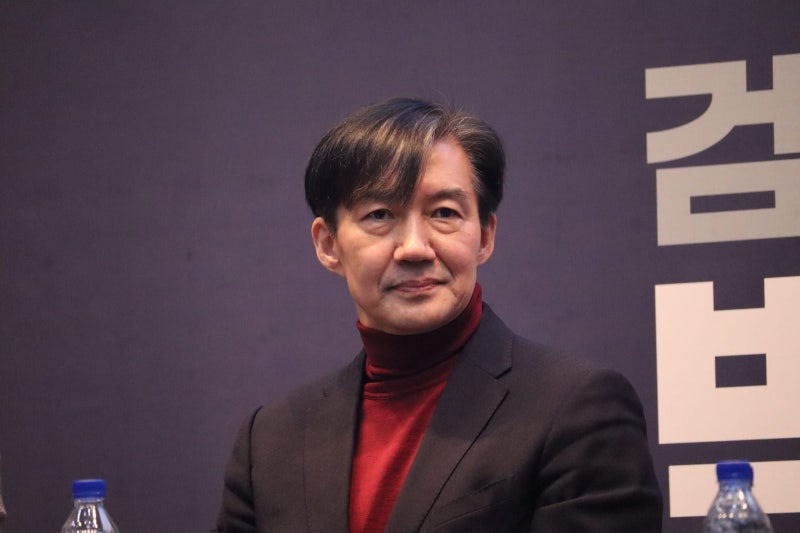 조국 “왕세자 <b>한동훈</b>, 노태우의 길 가려 할 것”