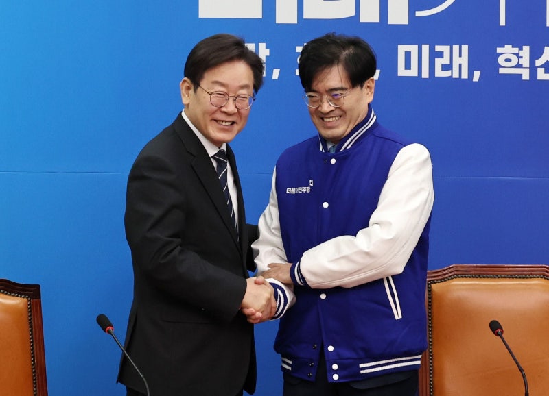 민주, <b>공영운</b> 전 <b>현대차 사장</b> 영입 ‘인재 9호’