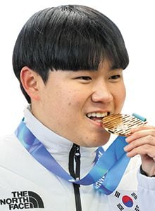 <b>봅슬레이 소재환</b> 압도적 <b>금메달</b>