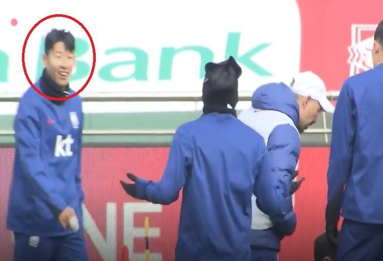 <b>손흥민</b>, <b>이강인</b> 눈 마주치자 활짝 웃었다…찬사 쏟아진 순간