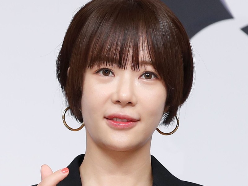 ‘상간녀 오해 저격’ <b>황정음</b> 소속사까지 사과…“피해자에 악플 그만”