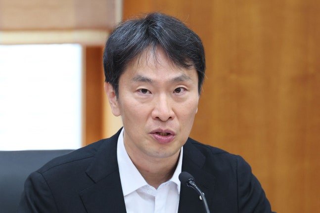Lee Bok-hyun, Director of Financial Supervisory Service/News1