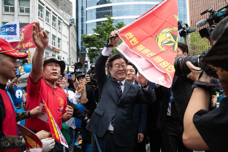 연금개혁·해병대원… ‘보수 이슈’ 공략하는 <b>이재명</b>