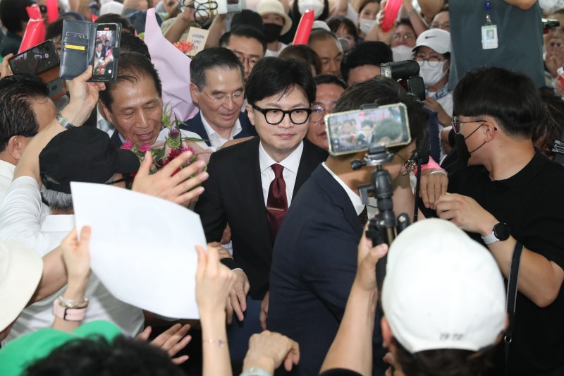 한동훈, <b>당대표 출마</b> 선언 “죽기 좋은 자리지만 헌신 결심”